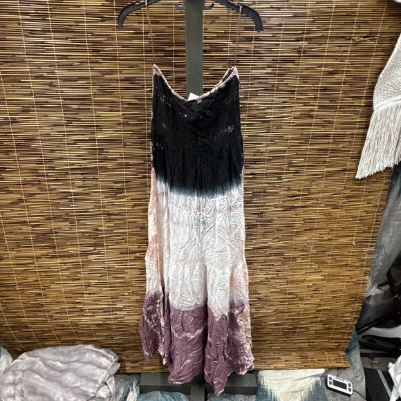 Raviya Juniors' Tiered Tie-Dyed Cover-up Maxi Dress - Black/Ivory Tie Dye Size S - Picture 2 of 3